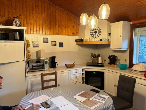 A vendre- Maison de 148 m²- 5 pièces Dangé-Saint-Romain (10minutes de Chatellerault) sur un Terrain de 1650 m²