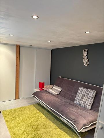 A vendre- Maison de 148 m²- 5 pièces Dangé-Saint-Romain (10minutes de Chatellerault) sur un Terrain de 1650 m²