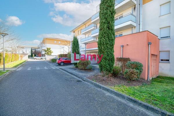 Appartement t2 + parking