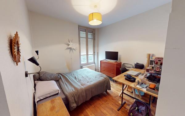 Appartement à vendre    2 pièces • 34 m2 Lyon 7
