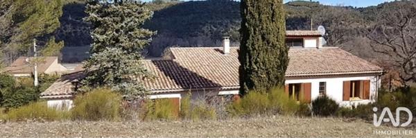Maison à vendre 7 pièces 205 m² Allemagne-en-Provence