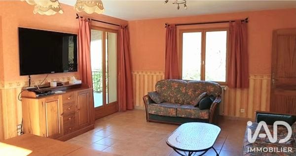 Maison à vendre 7 pièces 205 m² Allemagne-en-Provence