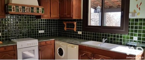 Maison à vendre 7 pièces 205 m² Allemagne-en-Provence