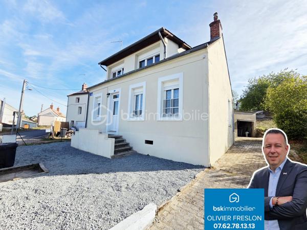 Magnifique maison de ville de 88 m² à La Machine.

Sur la commune de La Machine, à seulement 1 minute à pied du bourg et à proximité immédiate des commerces et commodités, nous vous présentons cette maison de ville construite en 1930, d'une superficie habitable de 88 m², comprenant 4 pièces composées d'une entrée, d'une cuisine aménagée et équipée, d'un salon séjour, d'une salle d'eau et d'un wc indépendant au rez-de-chaussée, ainsi que 3 chambres à l'étage, le tout sur un beau terrain d'environ 2 355 m², non mitoyenne et non située en lotissement.

Au rez-de-chaussée, cette maison propose une entrée sécurisée desservant une cuisine aménagée et équipée de meubles bas et meubles hauts, plaque de cuisson, hotte et four, ainsi que sa chaudière avec thermostat. Un dégagement de 7 m² dessert un généreux salon séjour de 23 m², lumineux grâce à ses trois fenêtres, ainsi qu'une salle d'eau avec cabine douche et meuble vasque, et un wc indépendant.

Un escalier mène à l'étage, où cette maison propose un palier desservant 3 chambres de 10 m², 10 m² et 19 m².

Côté extérieur, cette maison dispose d'une cave voûtée de 22 m², d'un hangar de 18 m² et d'un appentis de 10 m², idéals pour le rangement ou l'atelier, ainsi que d'une terrasse de 20 m², le tout sur un terrain clos d'environ 2 355 m² offrant un parking intérieur et un parking extérieur.

Cette maison bénéficie d'une isolation double vitrage PVC avec volets roulants mécaniques, d'un chauffage au gaz de ville, et d'une toiture en ardoise en bon état.

Côté performance énergétique, cette maison est classée D au DPE et D au GES.

Côté assainissement, cette maison est raccordée au tout à l'égout.

Les plus de cette maison :
Sa situation à deux pas du bourg de La Machine et de toutes les commodités, son beau terrain de 2 355 m², ses nombreuses dépendances (cave voûtée, hangar, appentis) offrant un très beau potentiel de rangement, ainsi que son double stationnement intérieur et extérieur.

Des photos supplémentaires sont disponibles sur BSK IMMOBILIER > Nos conseillers > Olivier FRESLON
Pour tout renseignement complémentaire ou pour une visite, contactez-moi au 07.62.78.13.13.

Idéale pour les amateurs de cachet et d'espace, cette maison est un vrai coup de cœur, une opportunité à saisir !!!