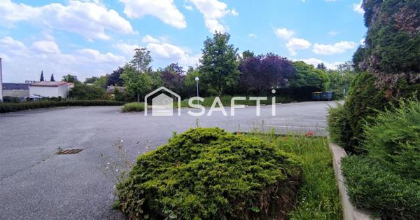 VENTE IMMEUBLE INDÉPENDANT 367M2 A USAGE DE BUREAU - LINAS