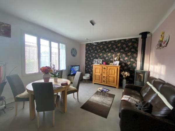 Maison  4 pièce(s)  3 chambre(s)  89 m²