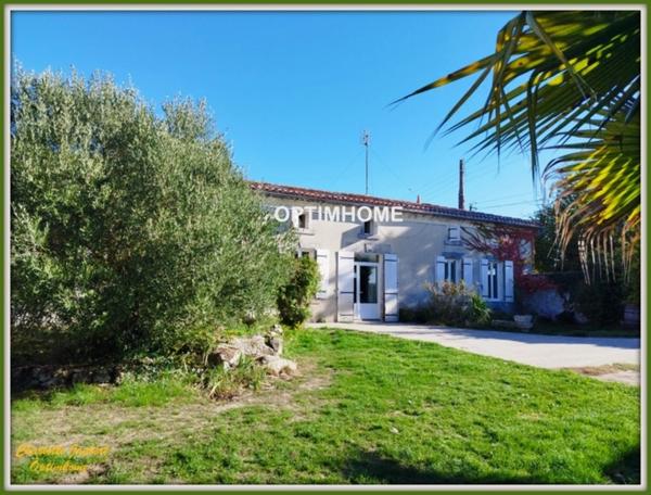 Propriete à vendre 10 pièces Proche de BARBEZIEUX SAINT HILAIRE (16)