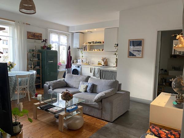 NANTES SAINT-CLEMENT/COULMIERS A VENDRE TYPE 2 FONCTIONNEL AU CALME AVEC BALCON