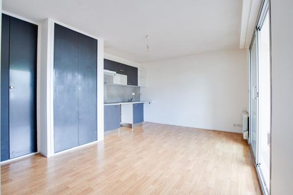 NANTES SAINT-CLEMENT/COULMIERS A VENDRE TYPE 2 FONCTIONNEL AU CALME AVEC BALCON
