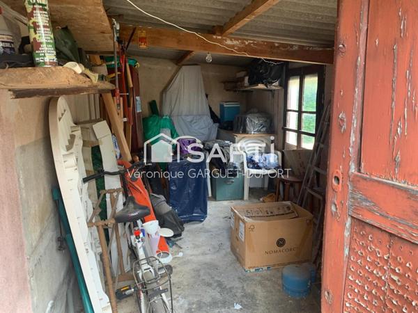 Maison 4 faces, plain-pied, 78m2 sur terrain de 683m2