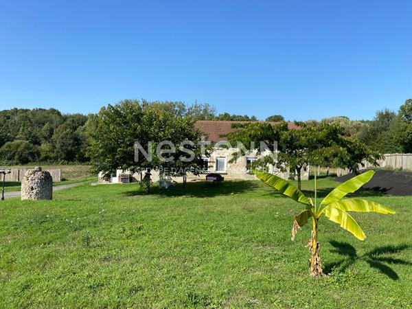 Longère rénovée à vendre - 137m2 - 4 chambres - Campagne de Mayet (72360)