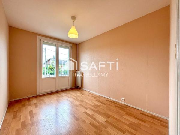 Appartement T3 entre calme et praticité