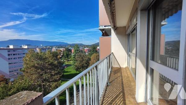 Appartement avec vue dégagée