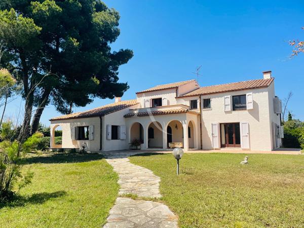 PROPRIÉTÉ D'EXCEPTION MÉDITERRANÉENNE IMPLANTÉE AU COEUR D'UN PARC DE 5200 M² AVEC PISCINE ET ANNEXE ARBORÉ AVEC PISCINE5200 m²