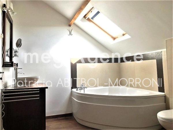 Maison à NEUILLY-PLAISANCE, 93360 - 7 pièces 190m²