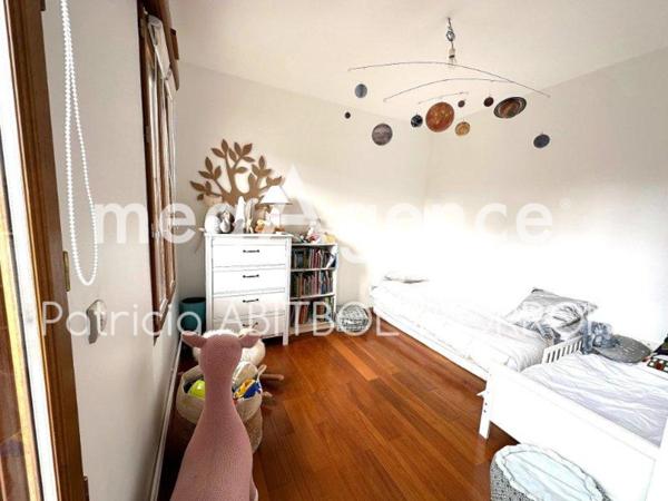 Maison à NEUILLY-PLAISANCE, 93360 - 7 pièces 190m²