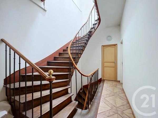 Appartement Studio à vendre  1 pièce - 32,01 m 2   SENS  - 89