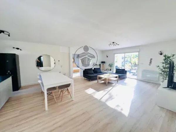 Location Maison 4 pièces 100 m2 à Prades-le-Lez