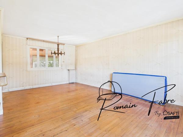 Maison au calme avec garage et belle situation