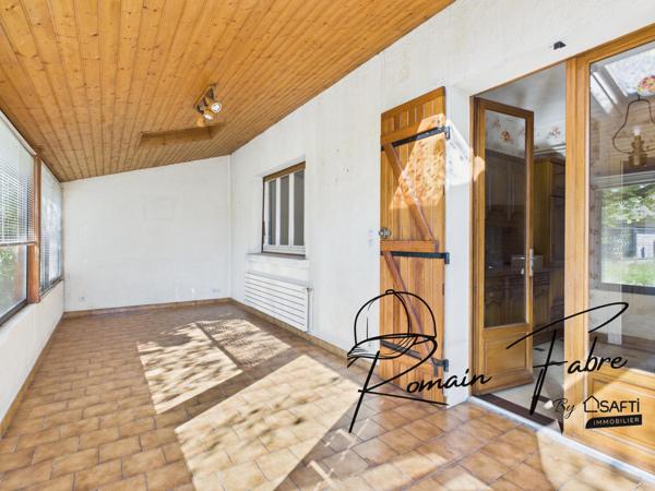 Maison au calme avec garage et belle situation