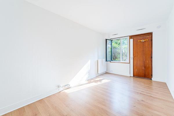 Studio rue de l'Eglise 75015 Paris