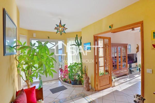 Superbe villa d' architecte de 220 m2