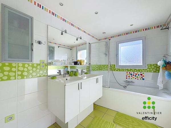 Maison 5 pièces - 145 m² Exclusivité efficity