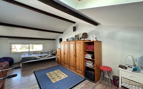 Maison à vendre    7 pièces •  Caudrot