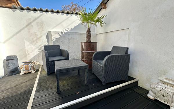 Maison à vendre    7 pièces •  Caudrot