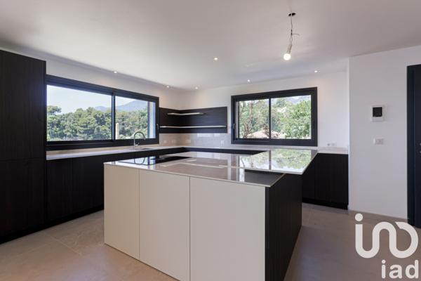 Maison à vendre 5 pièces 259 m² Menton