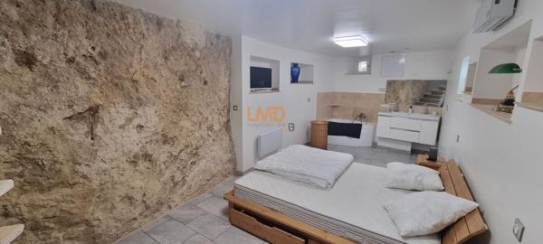 Callas (83830) - Souplex - Rénovation récente - centre-ville