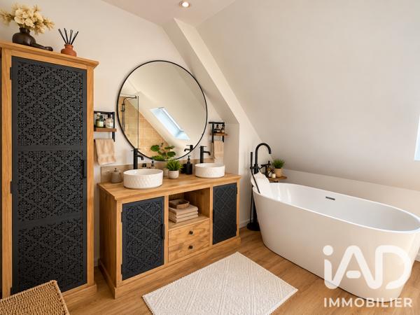 Maison à vendre 7 pièces 157 m² Ballancourt-sur-Essonne