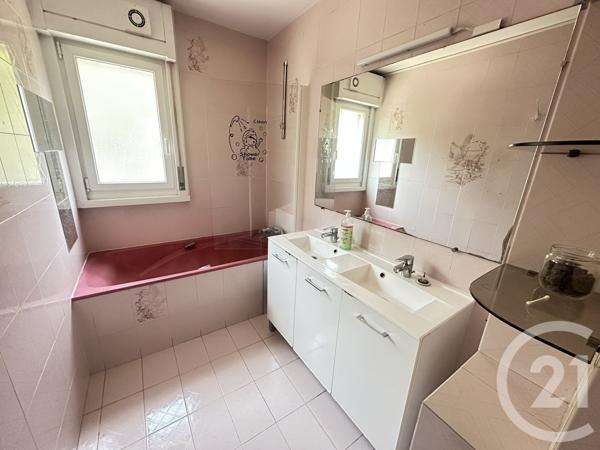 Appartement F3 à vendre  3 pièces - 69,36 m2 SAVIGNY SUR ORGE - 91