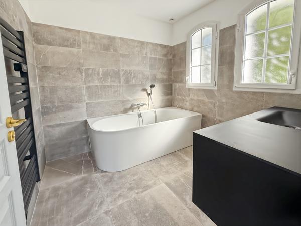 Maison 5 pièces - 150 m²