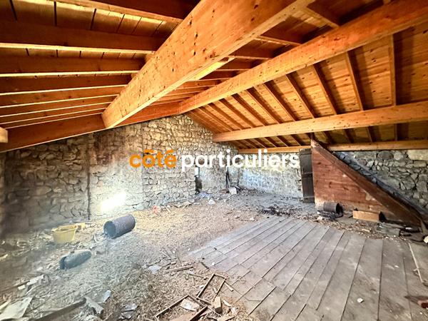 Vente Corps de ferme751 m² - 6 Pièces - LE PUY EN VELAY (43000)