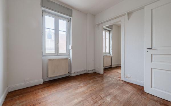 Appartement à vendre    3 pièces • 39,78 m2 Strasbourg