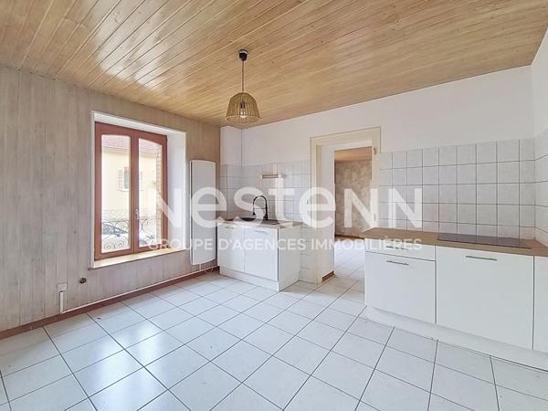 PROCHE CENTRE-VILLE : Appartement 4 pièces à vendre à Pontarlier