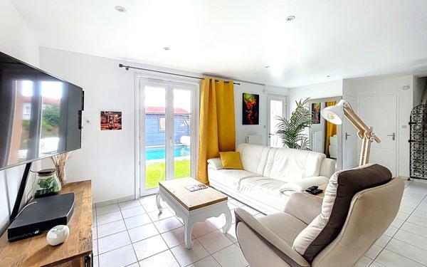 Maison à vendre    5 pièces •  Veauche