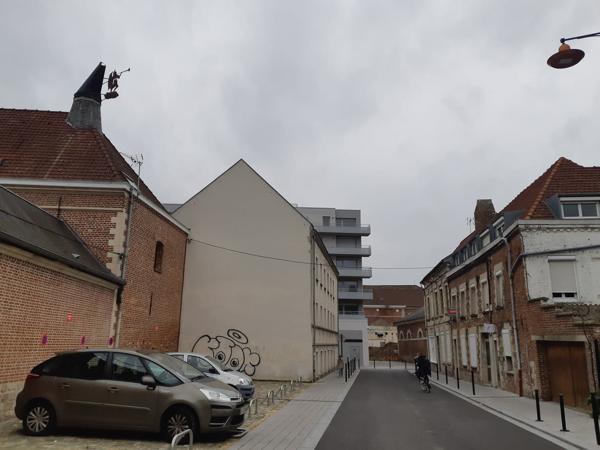 Local professionnel / commercial proche centre arsenal