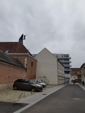 Local professionnel / commercial proche centre arsenal