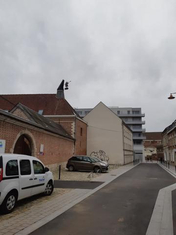 Local professionnel / commercial proche centre arsenal