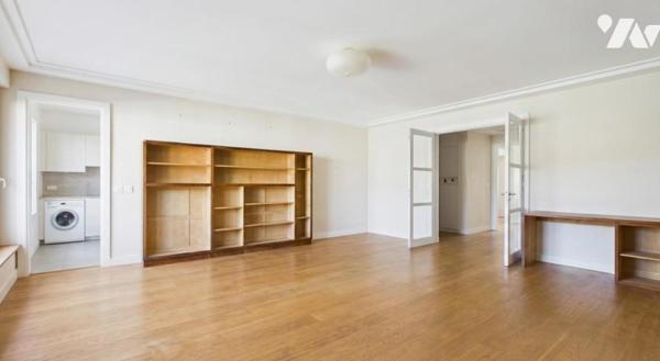 VANEAU / SEVRES 3 PIECES 92m² 2 PARKINGS