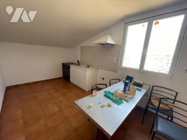 Nouveau " chez des Notaires à Mes côtés" UN CENTRE D'ENTRAINEMENT  POUR  CHEVAUX sur un ensembl...