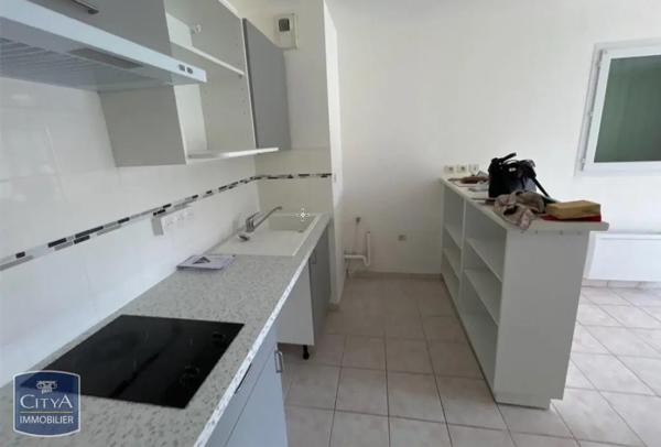Appartement à louer 2 pièces 45.03m² Tonnay-Charente (17430)