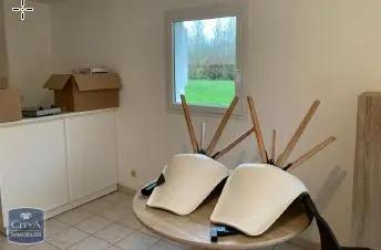 Appartement à louer 2 pièces 45.03m² Tonnay-Charente (17430)