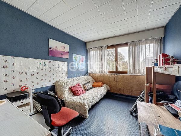 Appartement 4 pièces à Chilly-Mazarin, résidence Domaine de Bel Abord proche des commerces, des transports et axes routier.