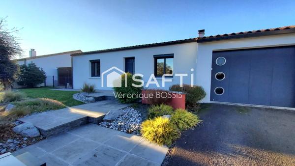 Maison de plain-pied impeccable de 86m2 – proche bourg, à 290 m des commerces de Mouilleron-le-Captif