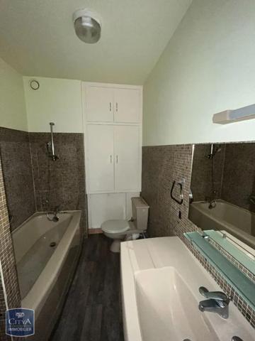 Appartement à louer 3 pièces 77.85m²