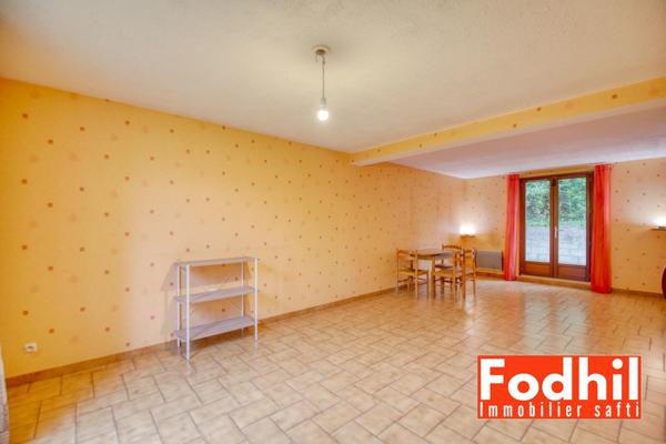 Maison familiale 5 pièces – 96 m² – 3 chambres – Sous-sol total – Grand jardin