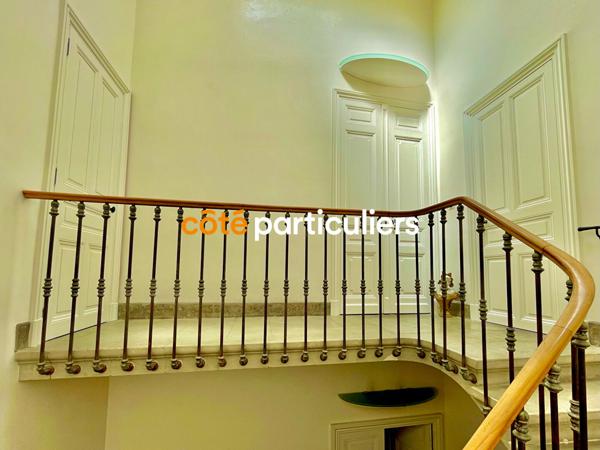 Vente Maison234 m² - 10 Pièces - NIMES (30000)